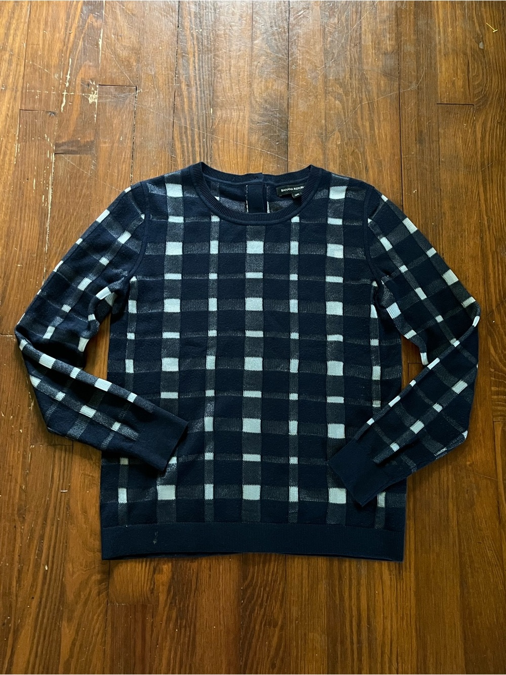Banana Republic Navy and Light Blue Gingham Grid Crewneck Sweater